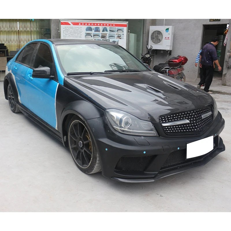 Kit de carrocería de fibra de carbono Mercedes-Benz Clase C W204 2012-2014