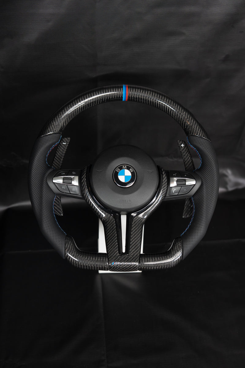 Volante de fibra de carbono BMW