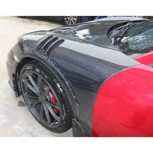 Aleta carbono con branquias montada en Porsche 981