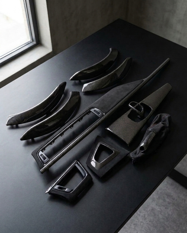 Kit Interior Fibra de Carbono BMW Serie 3/4 F30 F32 M3 M4 — 10 piezas